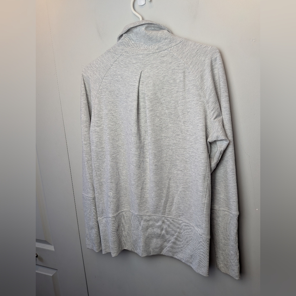 Lululemon High Lines Pullover Size 6 Light Gray Style Number: W3BN6S Long Sleeve - Picture 12 of 16